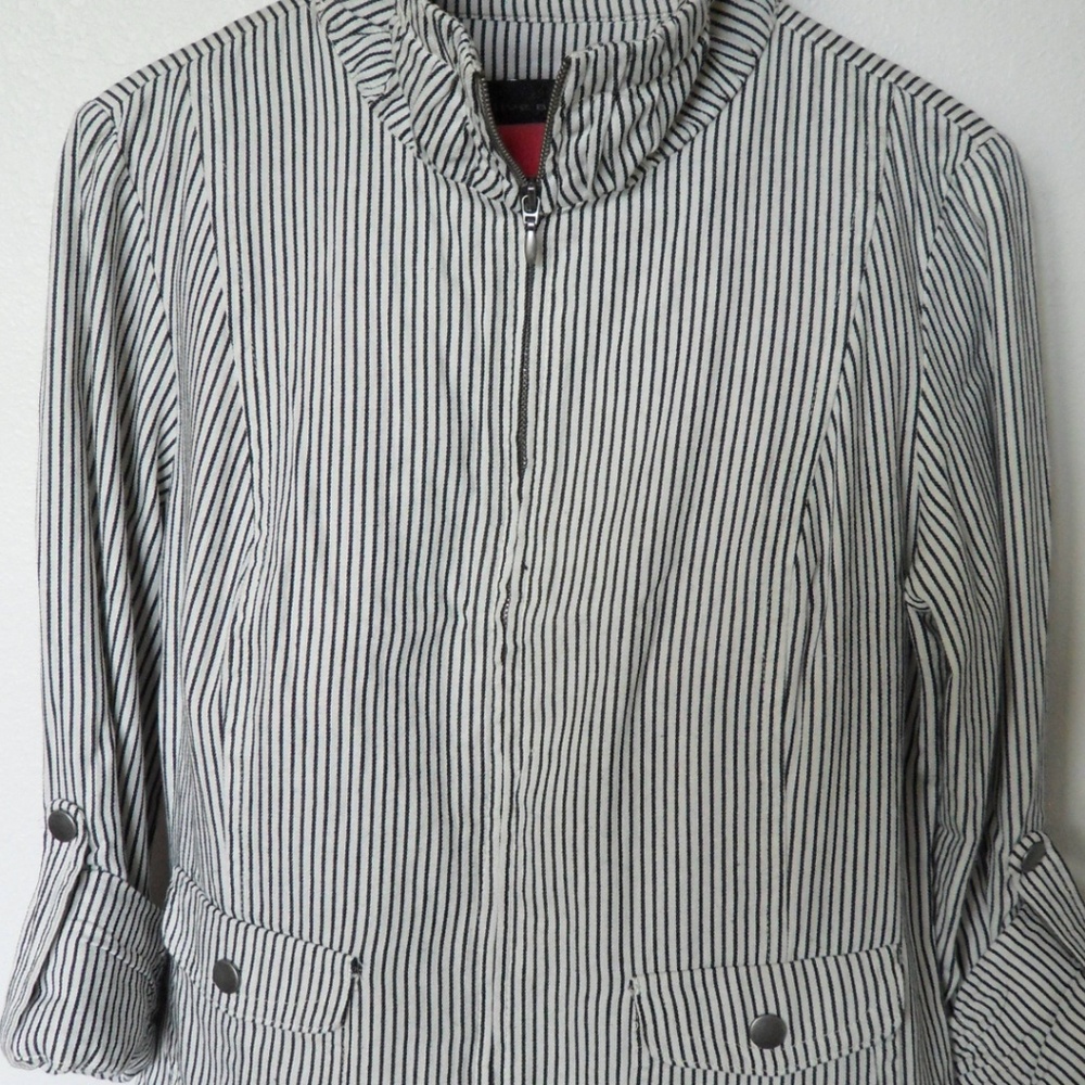 Jacket - Picture 4 of 4